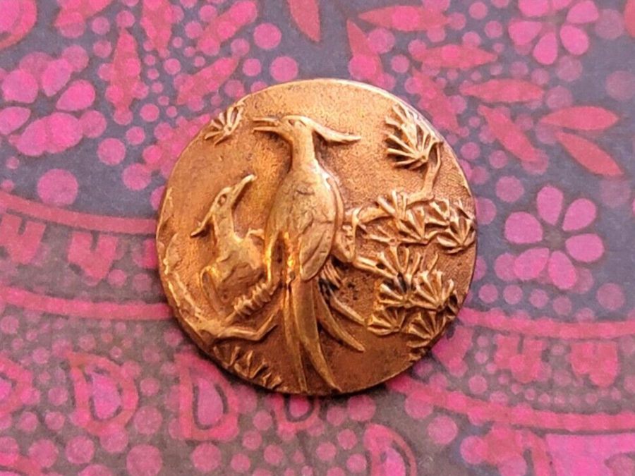 Antique Copper Metal Pictural Button