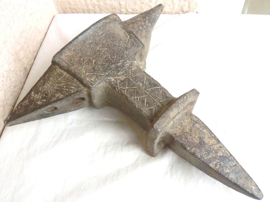 Extremely rare 18thC Richly Engraved Antique Hand Forged Stake Stump ANVIL