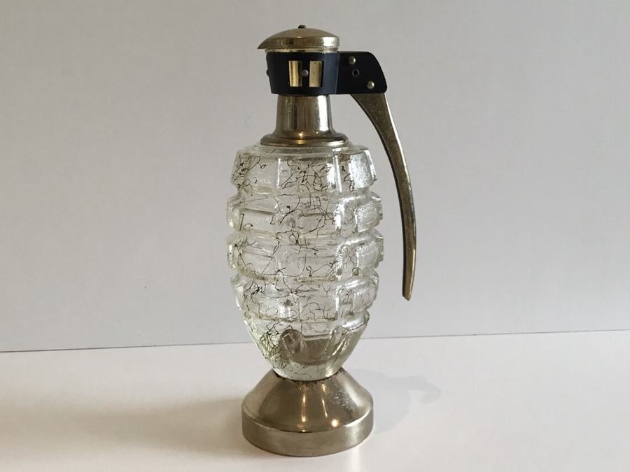 Rare Music Bottle (1950s) Played “O Sole Mio” Grenade Decanter