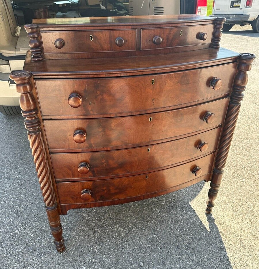 fine sheraton classical 1820s bow front mahogany dresser chest of drawers CLEAN